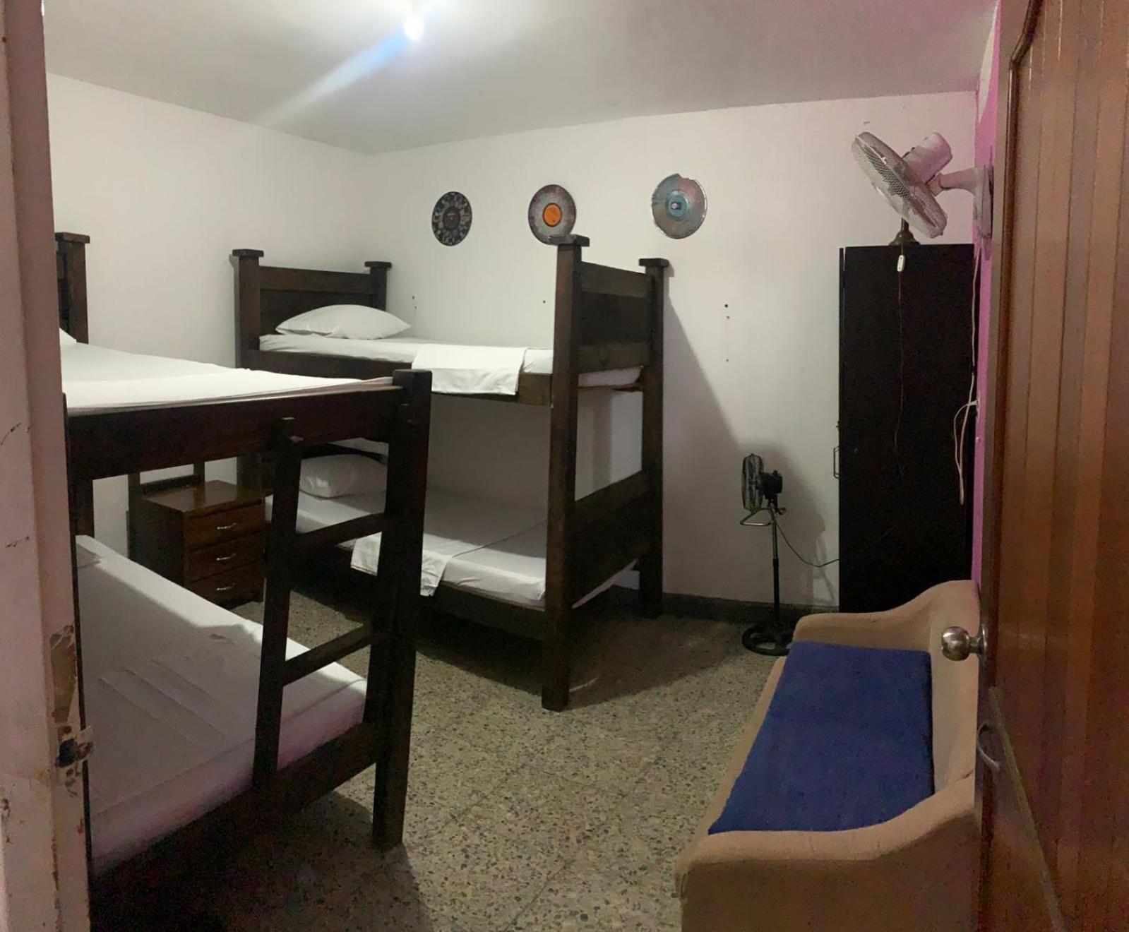 La Clave Hostel Кали Екстериор снимка